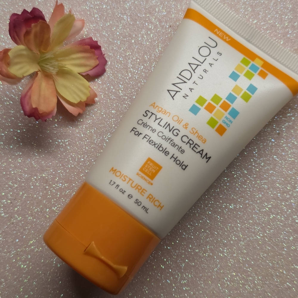 5/$25 NWT Andalou Naturals Argan Oil & Shea Hair Styling Cream